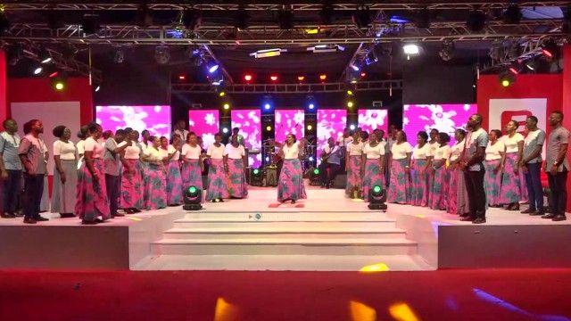 Download Video | Kwaya ya Uinjilisti Kijitonyama – Amenitendea (Homa Live)